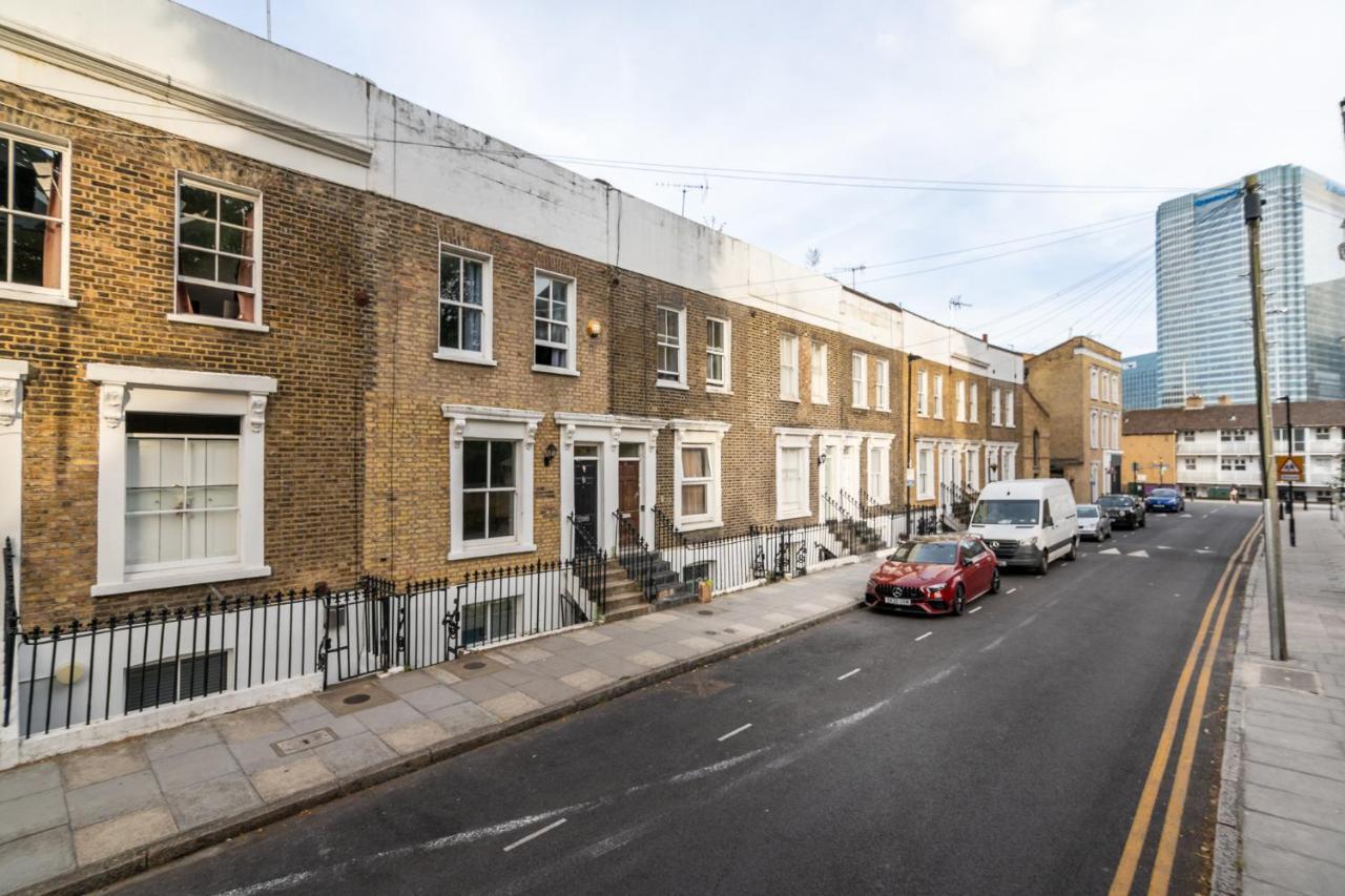Double Room W/Projector & Garden Hot Tub Londres Exterior foto