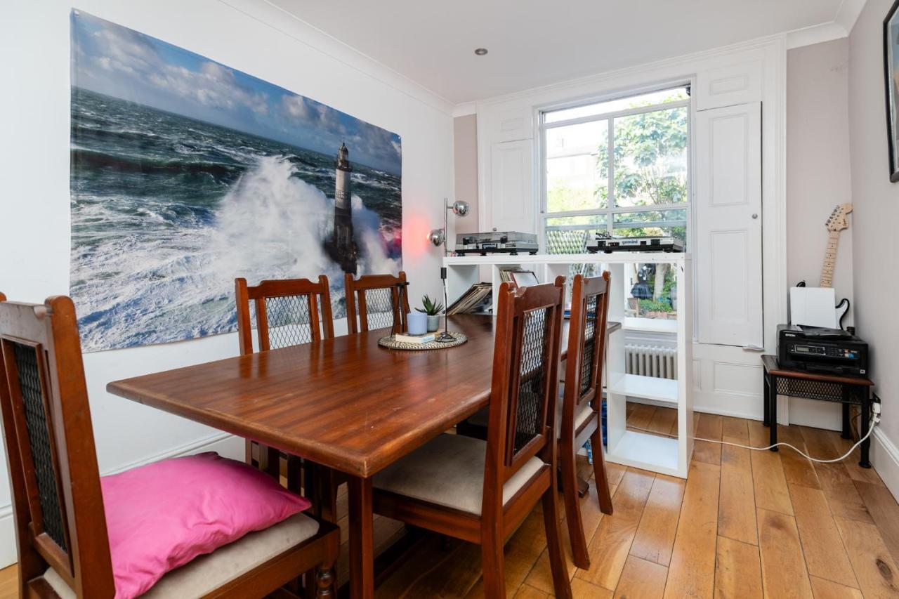 Double Room W/Projector & Garden Hot Tub Londres Exterior foto